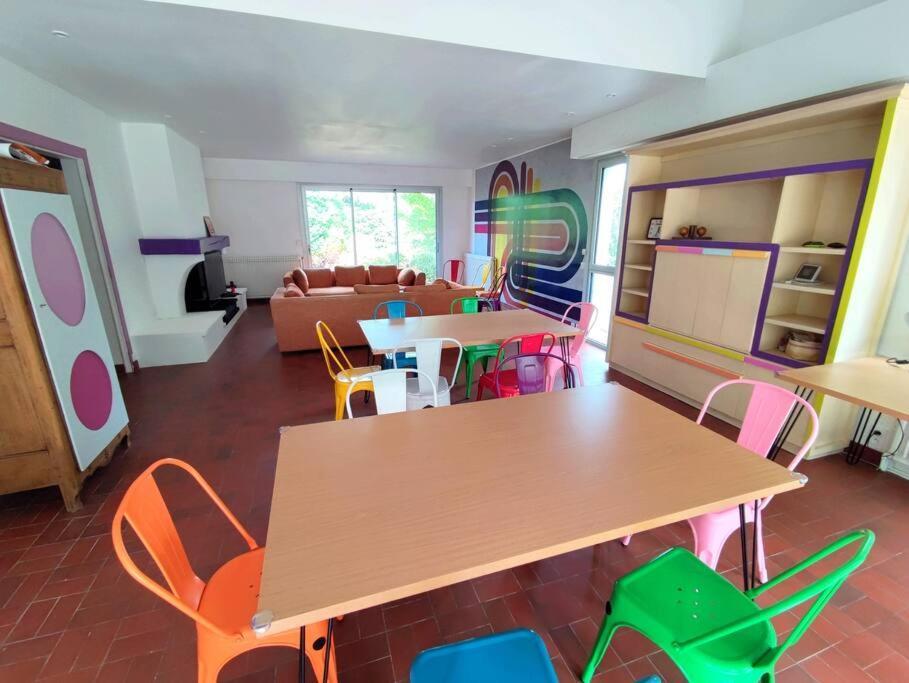 Gite Le 45 Tours Nueil-sous-les-Aubiers Extérieur photo